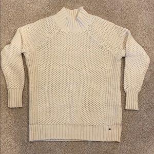 AE cream sweater Large